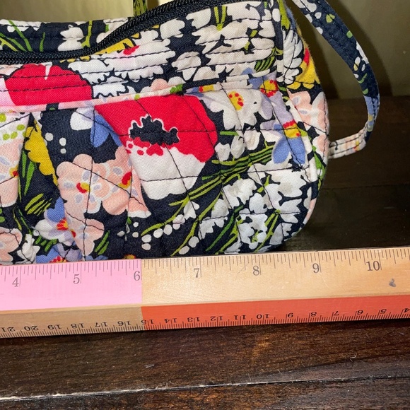 Vera Bradley‎ Poppy Fields Pattern Top Zip Small Crossbody Bag Purse - Picture 3 of 8